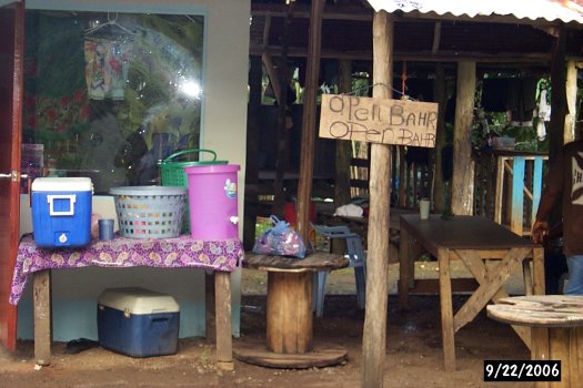 Song Mahs market in Pehleng, Kitti, Pohnpei