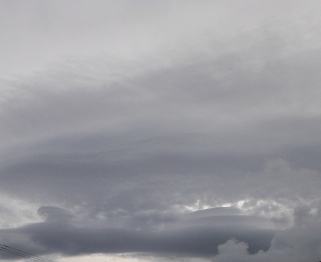 lenticular cloud